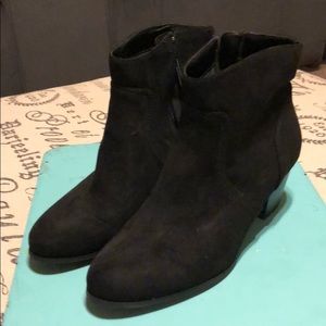 Size 8 ANA booties